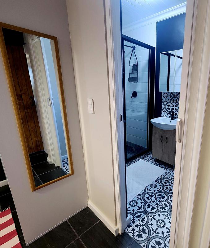 To Let 1 Bedroom Property for Rent in Vierlanden Western Cape